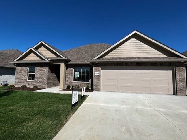 Building Photo - NEW HOME 3 Bedroom 2 Bath for Rent