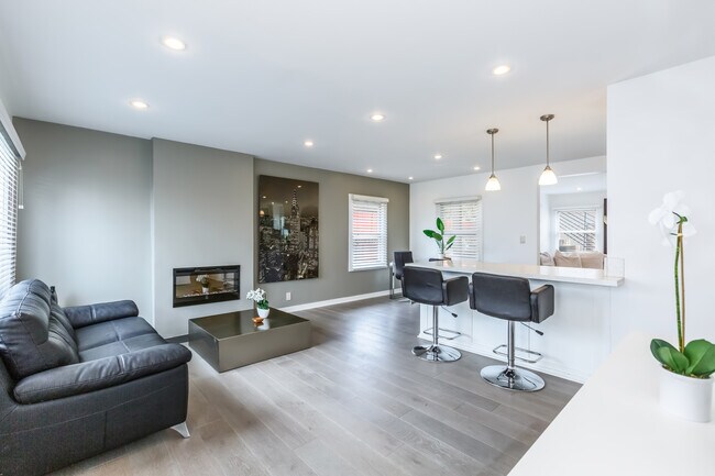 Foto del edificio - 6440 W 87th Pl