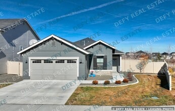 Building Photo - 6240 W Black Butte St