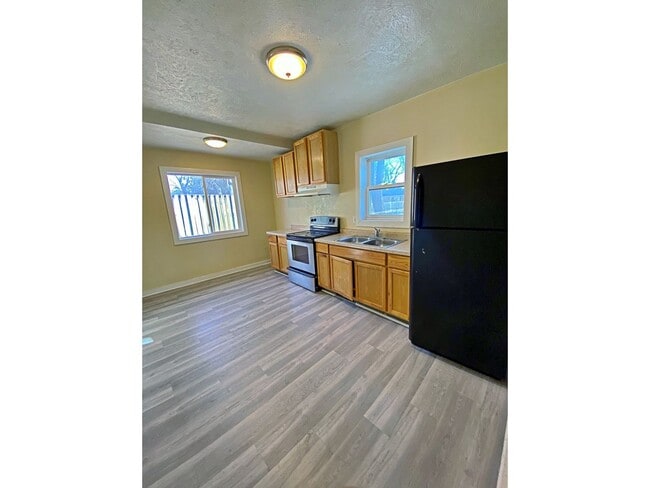 Photo - 4657 Camden Ave House