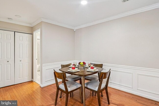 Building Photo - 18202 Chalet Dr