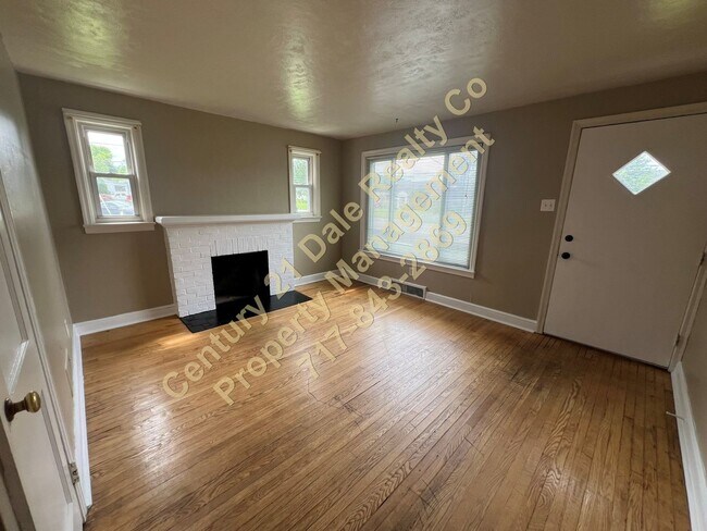 Foto del edificio - 3 BR 1 Bath Home in Central York School Di...