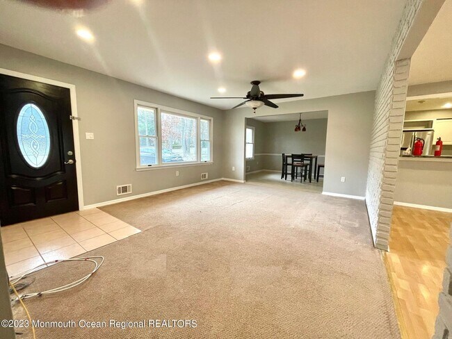 Building Photo - 401 Leesville Rd