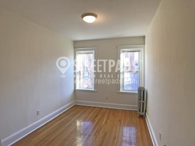 Foto del edificio - 3 bedroom in Boston MA 02135