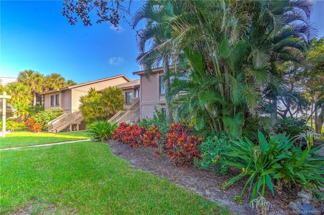 Foto del edificio - 233 NE Edgewater Dr