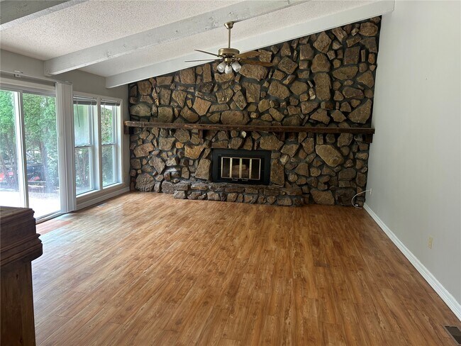 Building Photo - 216 Rue Grand Dr