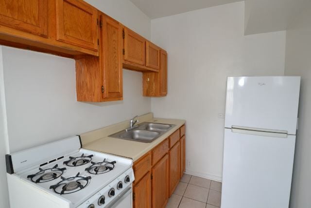 Building Photo - 4617 N Paulina St