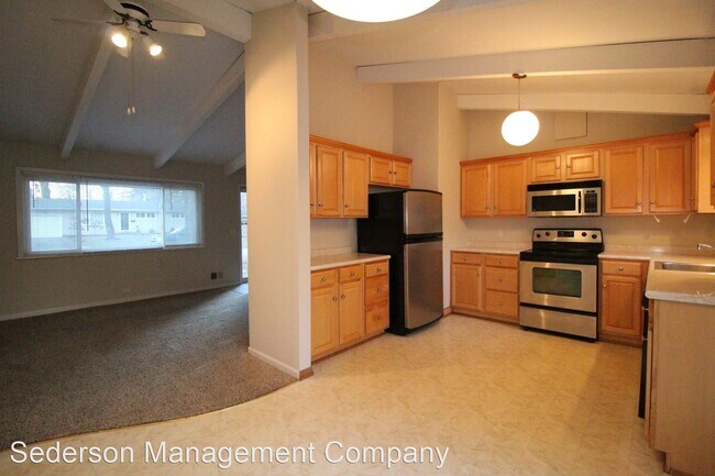 Building Photo - 3 br, 1 bath House - 5707 W 75TH TERR