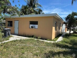 Building Photo - 1236 Peak Rd