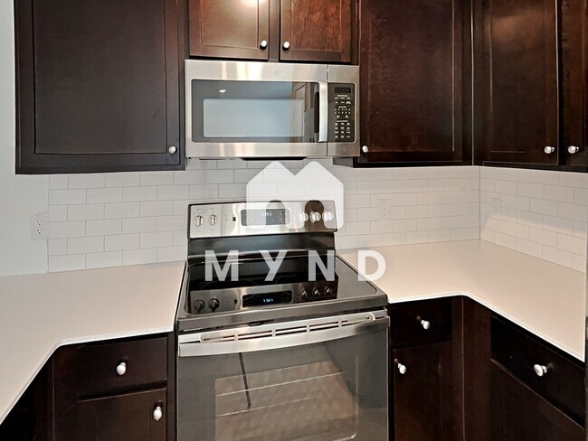 Foto del edificio - 1312 Haymarket Rd