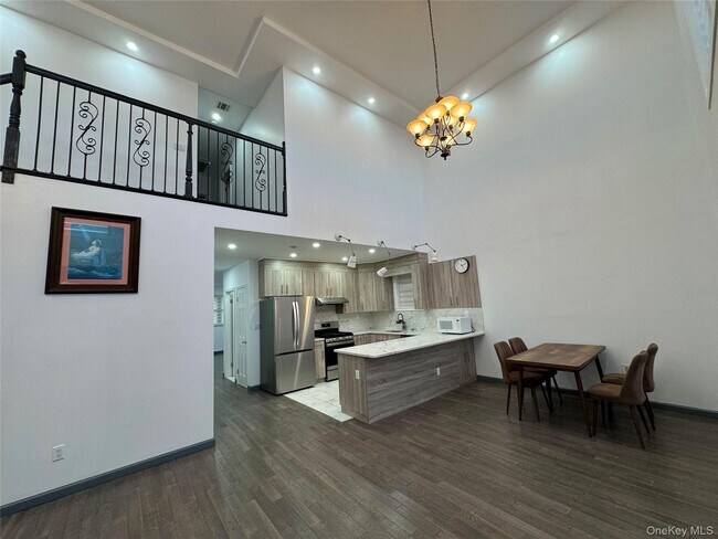 Foto del edificio - 49-20 167th St