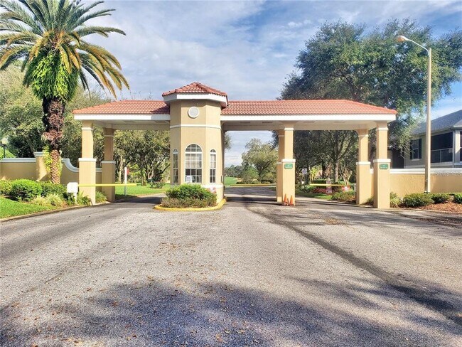 Foto del edificio - 1008 Hemingway Cir