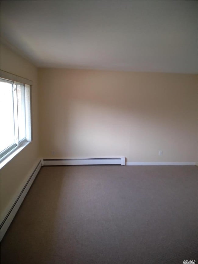 Foto del edificio - 45 Mooney Pond Rd