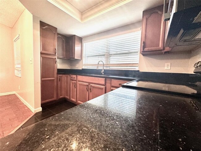 Foto del edificio - 1119 Breeze Dr