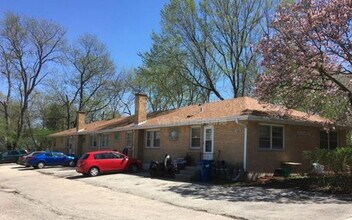 Building Photo - 4323 Elm St