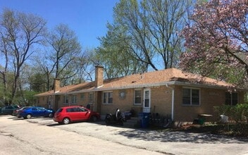 Building Photo - 4323 Elm St