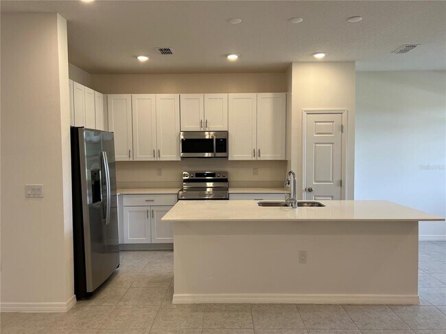 Building Photo - 5210 Ferndale Aly
