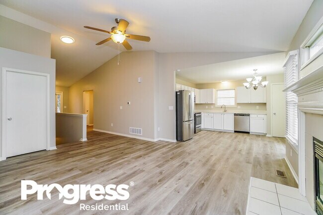 Foto del edificio - 3421 Brook Spring Dr