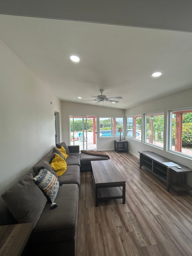 Building Photo - 4071 Johnson Dr