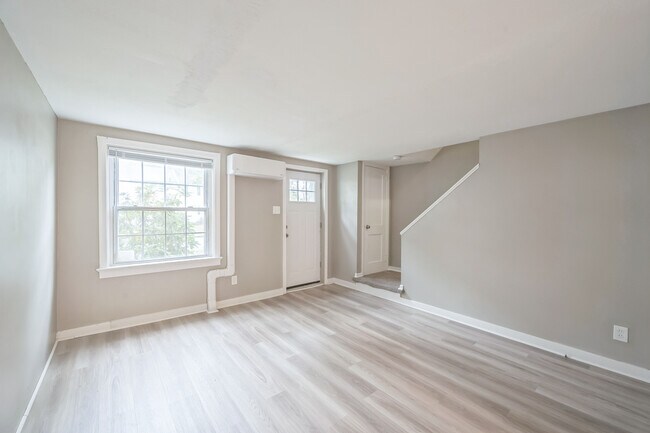 Foto del edificio - 144 Sunrise Dr