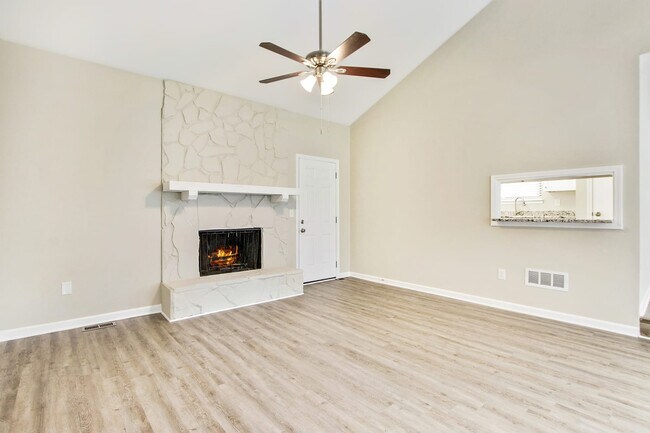 Foto del edificio - 165 Port Patrick Ln Se