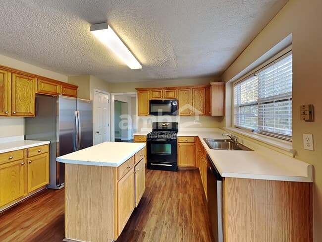 Foto del edificio - 2237 Tallapoosa Dr