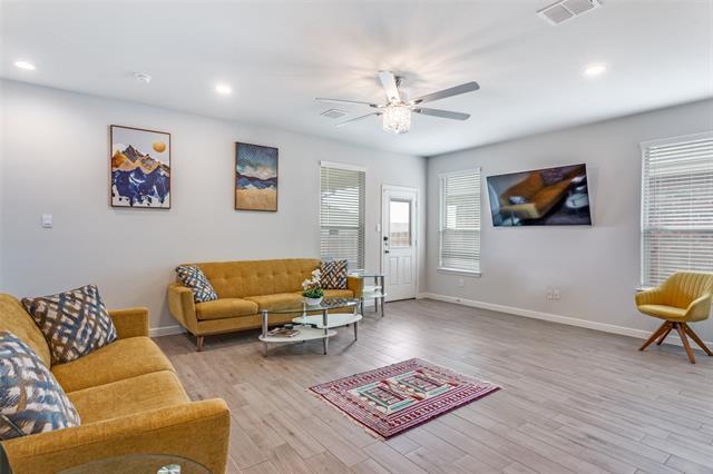 Foto del edificio - 4313 Briargrove Ln