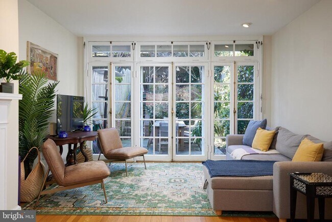 Foto del edificio - 1672 32nd St NW