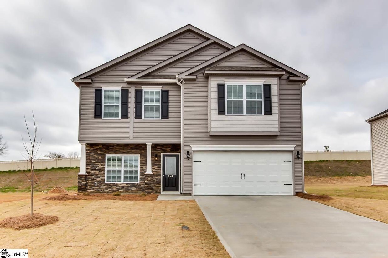 Foto principal - 321 New Spring Ln