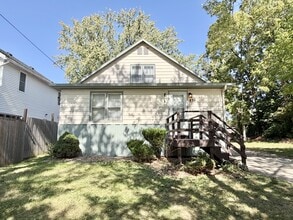 Building Photo - 1838 Spohn Ave