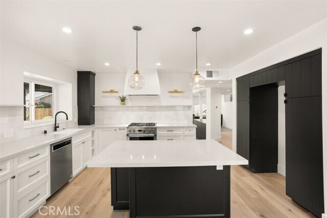 Building Photo - 22450 Maycotte Rd