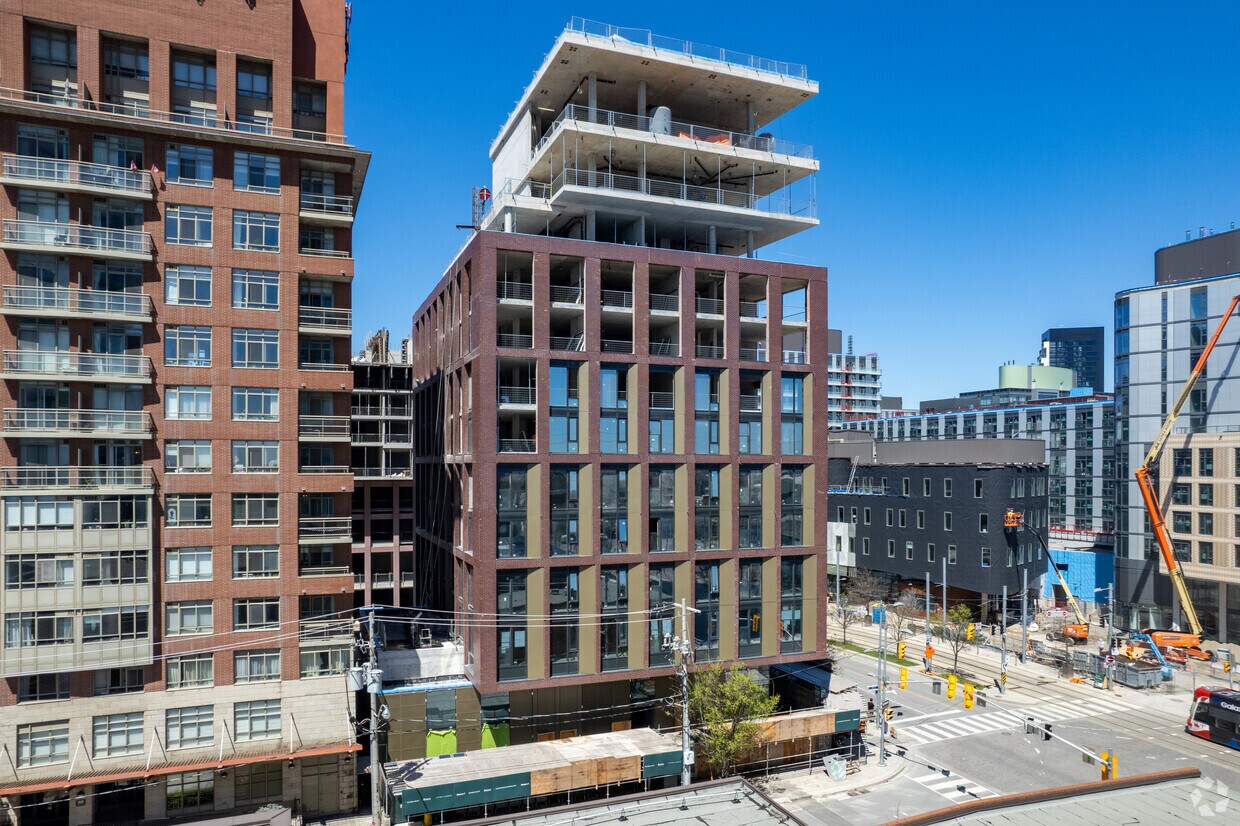 mai 2024 - Cherry House at Canary Landing