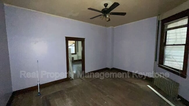 Photo - 1247 Chartiers Ave Apartment