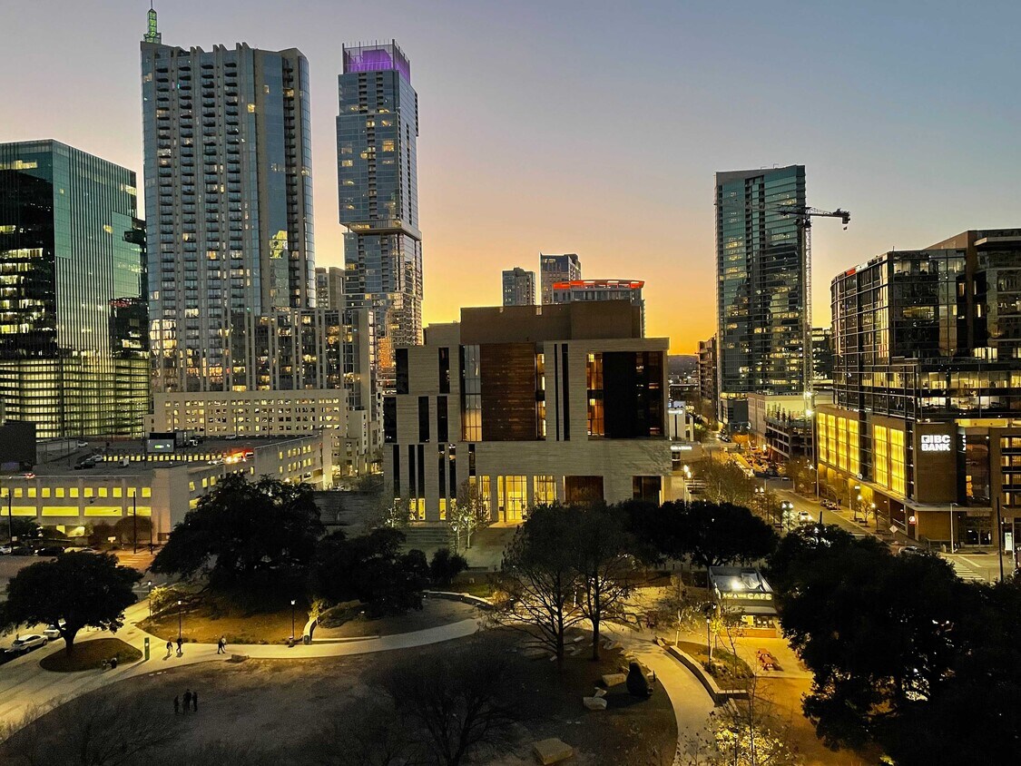 311 W 5th St Unit 902, Austin, TX 78701 Condo for Rent in Austin, TX