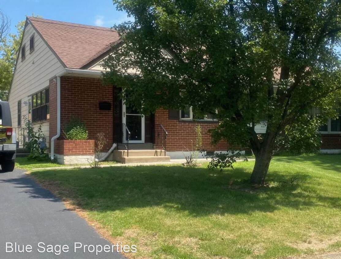 Primary Photo - 4 br, 2 bath House - 429 Essex Rd.