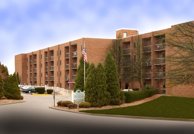 Foto principal - Francis A. Farmer Apartments