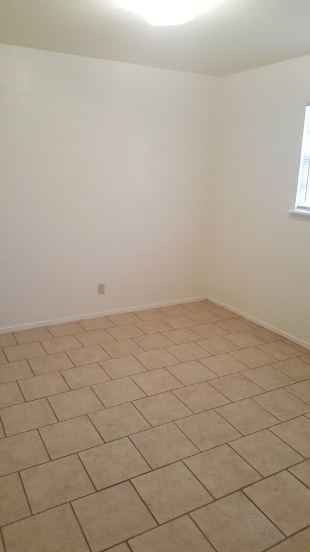 Building Photo - Very Nice 2 Bedoom Apartment at Mirabella ...