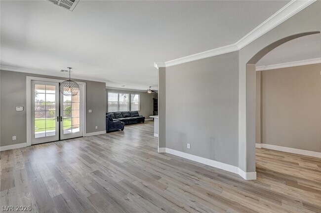 Foto del edificio - 9610 Hawk Cliff Ave