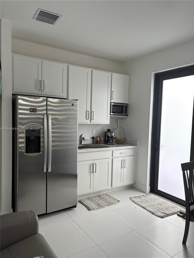 Foto del edificio - 30806 SW 192nd Ave