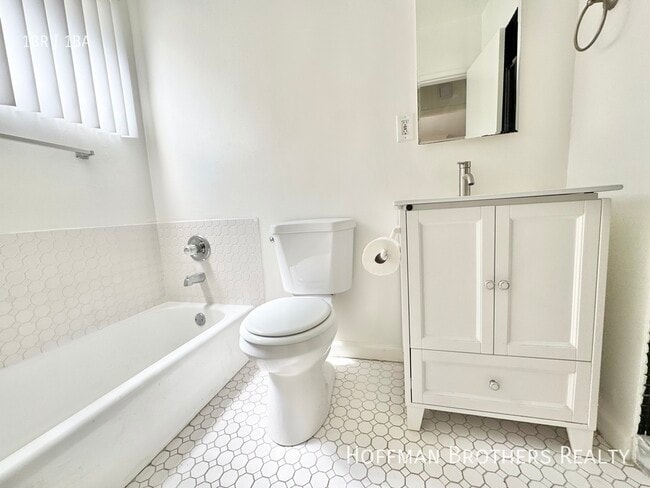 Foto del edificio - 1350 Laurel Ave