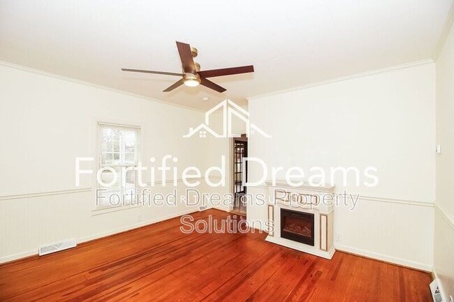 Foto del edificio - 309 E 11th St