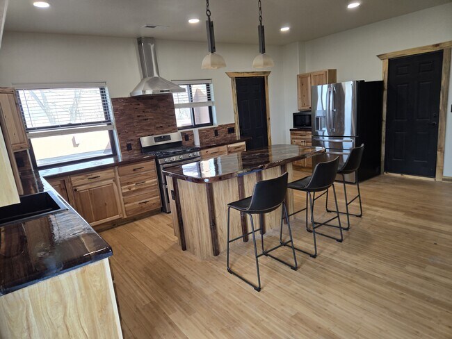 Kitchen - 2132 Canyon Wren Ct