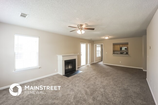 Building Photo - 6117 Hickory Ln Dr