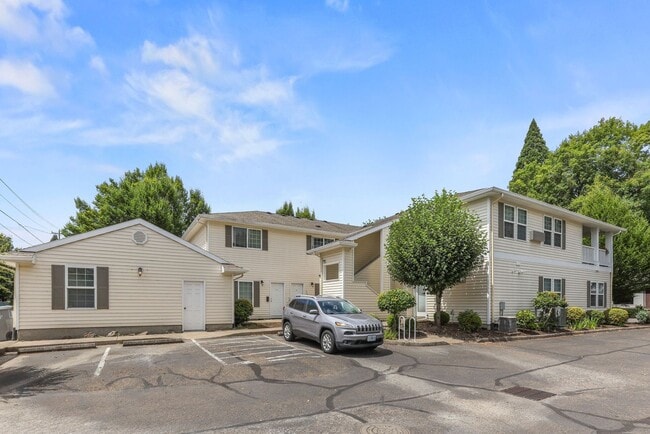 Building Photo - Luxury Loft Apartment- Downtown Canby
