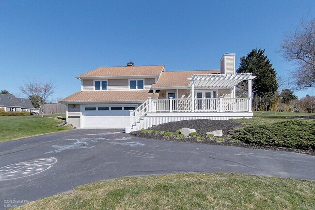 Foto del edificio - 89 Indian Hill Rd