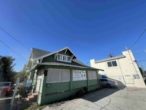 Building Photo - 4335 Fulton Ave