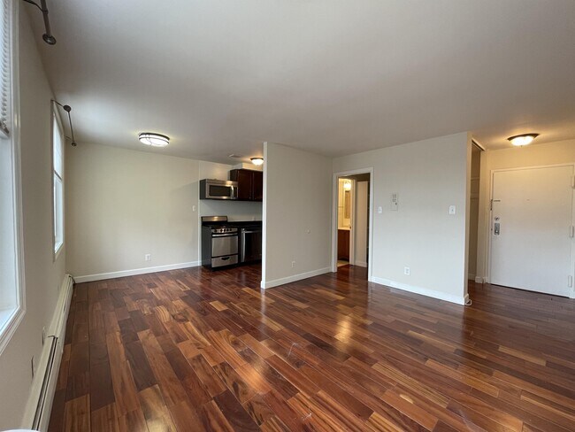 Foto del edificio - 3000 7th St NE