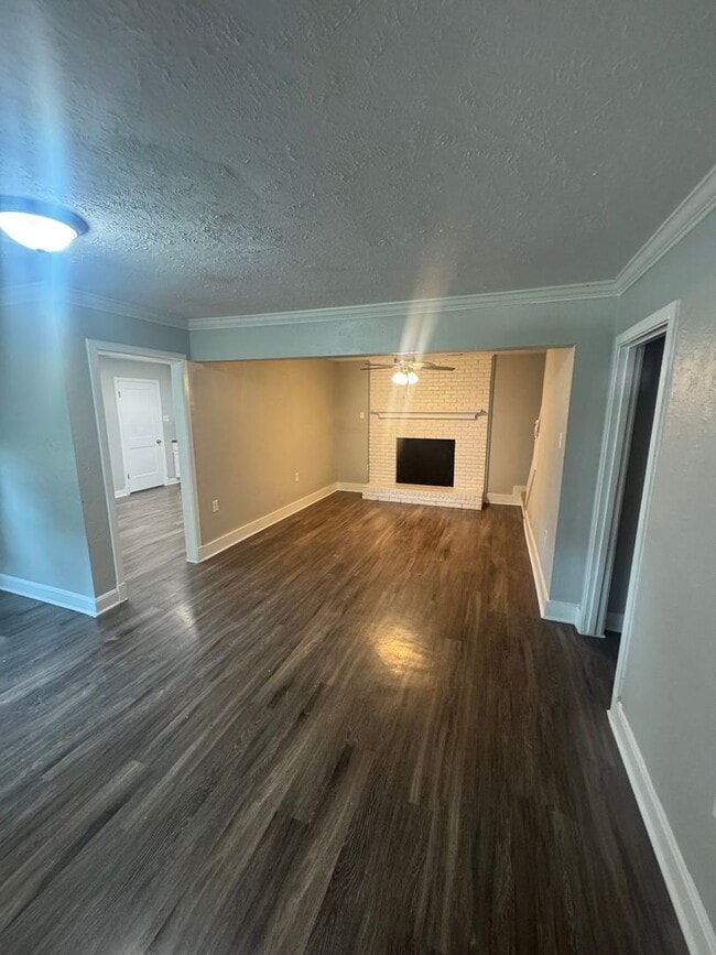 Building Photo - 7729 Mahoney Rd