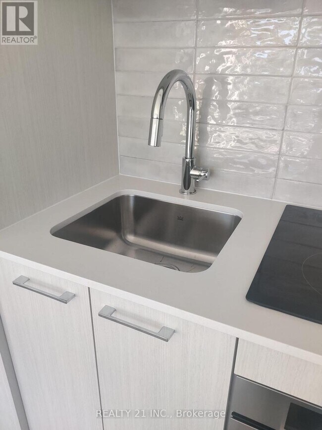 Building Photo - 30 Dreamers Wy