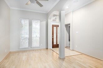 Building Photo - 179 Greenridge Cir